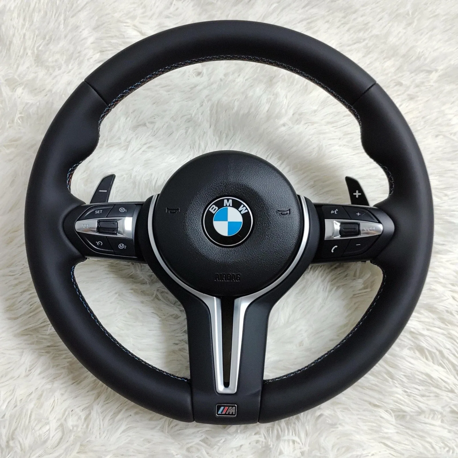 Individuelles Lenkrad — BMW, Audi, Mercedes
